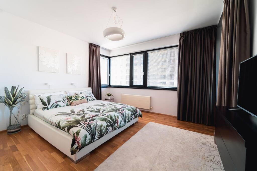 Prague Marina River View Apartment Close To City Centre Free Parking Экстерьер фото